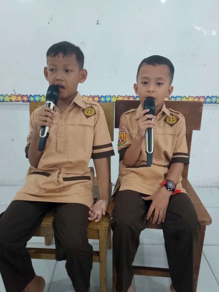 Kultum Mandiri & Bimbingan Kepemimpinan Murid